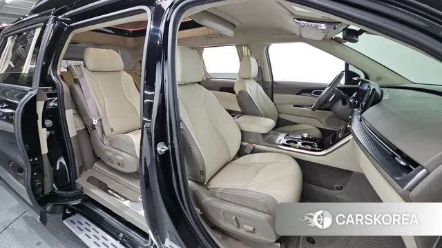 Kia Carnival 4th generation 2022 Черный из Кореи, фото 2