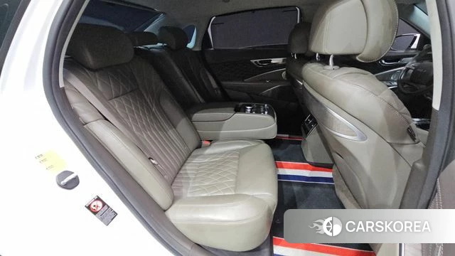 Kia The New K9 2nd generation 2022 Белый из Кореи, фото 2
