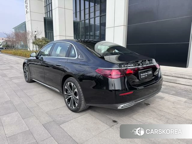 Mercedes-Benz E-class PHEV id 3889928 из Китая 2