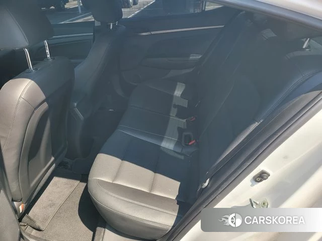Hyundai Avante AD 2018 Белый из Кореи, фото 2