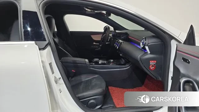 Mercedes-Benz CLA-Class C118 2022 Белый из Кореи, фото 2