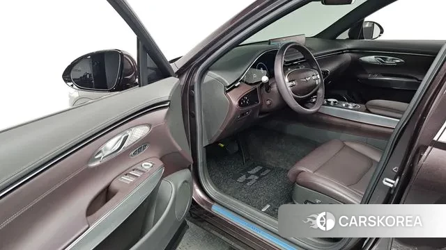 Genesis GV70 2024 Фиолетовый из Кореи, фото 2