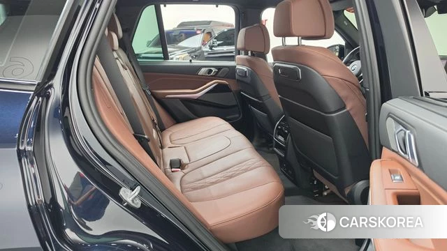 BMW X5 (G05) 2023 Черный из Кореи, фото 2
