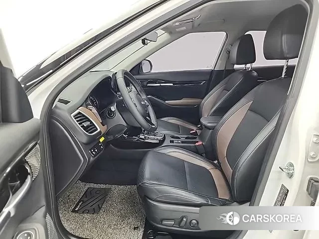 Kia Seltos 2022 Белый из Кореи, фото 2