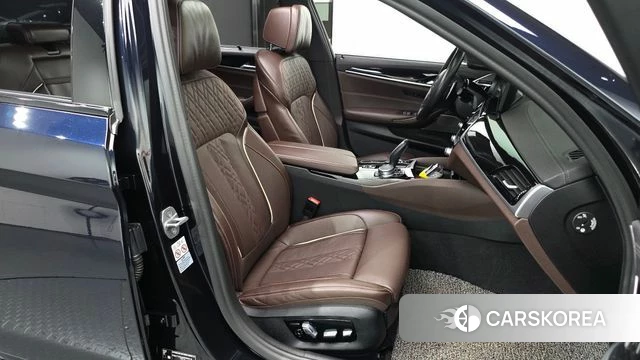 BMW 5 Series (G30) 2022 Синий из Кореи, фото 2