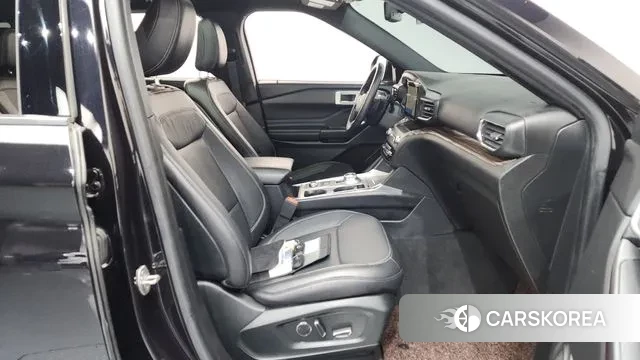 Ford Explorer 6th Generation 2020 Черный из Кореи, фото 2