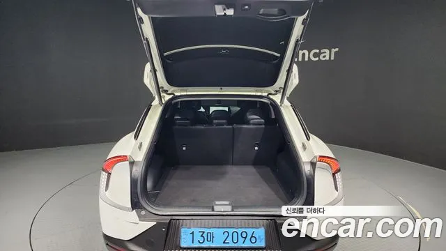 Kia EV6 2021 Белый из Кореи, фото 2