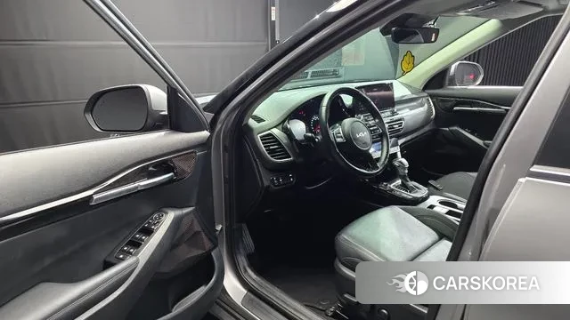 Kia Seltos 2022 Серебряный из Кореи, фото 2