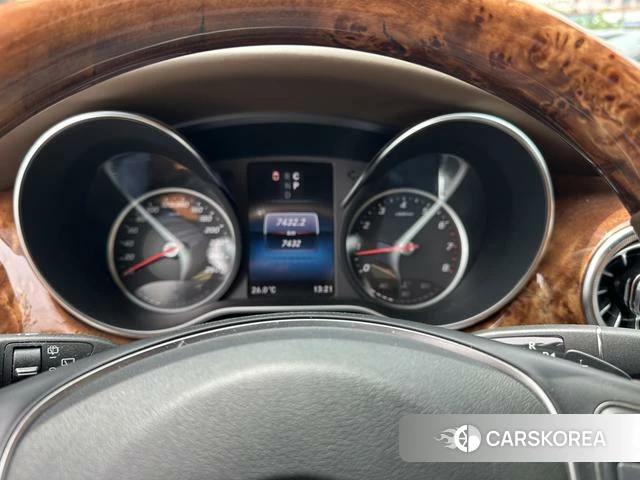 Mercedes-Benz V-class 2025 Черный из Китая, фото 2