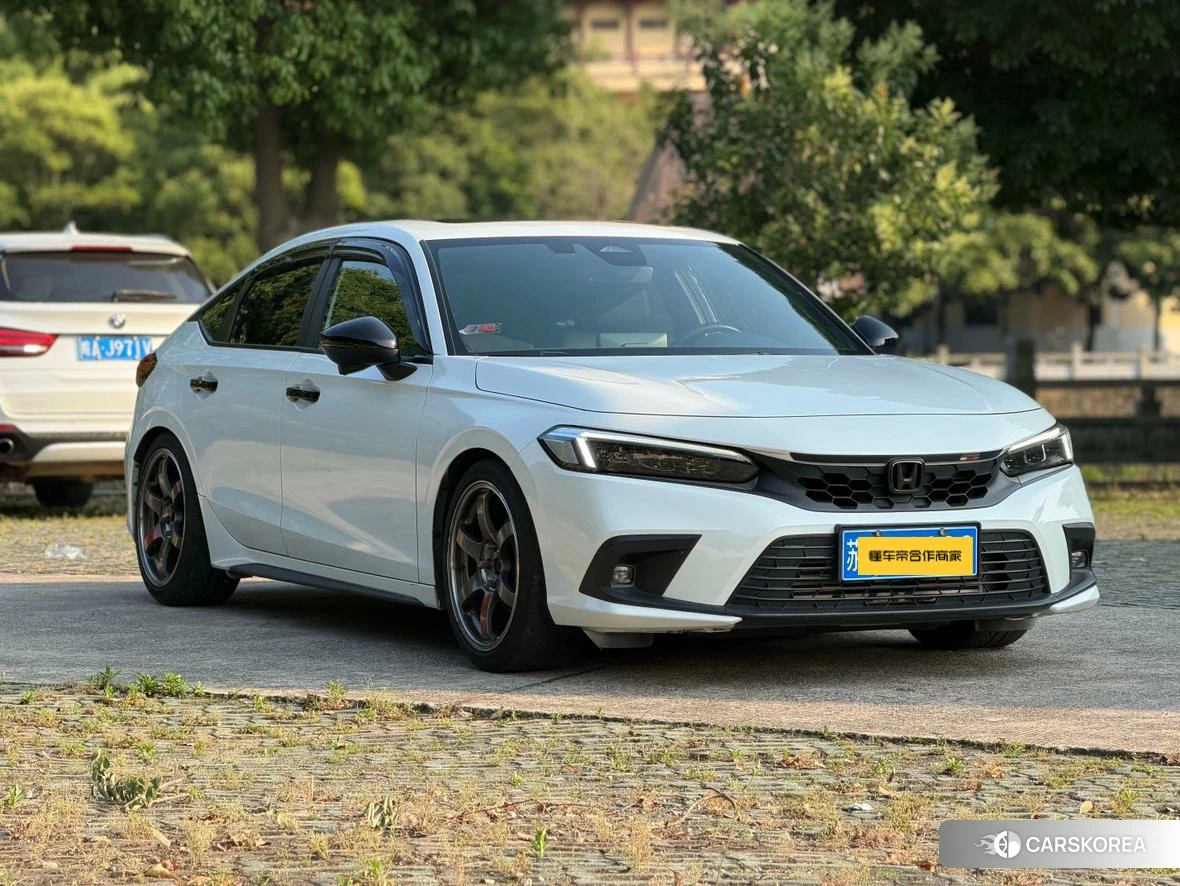Honda Civic 2022 Белый из Китая, фото 2