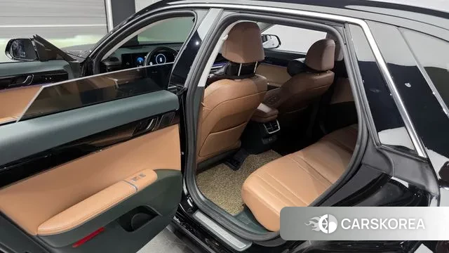 Hyundai Grandeur Hybrid (GN7) 2024 Черный из Кореи, фото 2