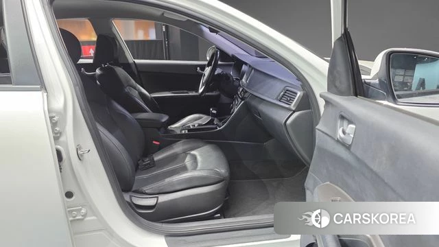 Kia The New K5 2nd generation 2019 Белый из Кореи, фото 2