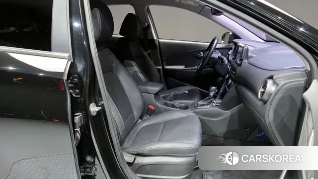 Hyundai Kona 2019 Черный из Кореи, фото 2