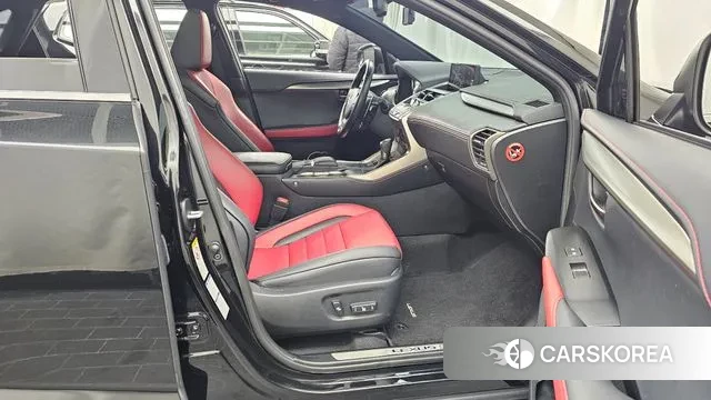 Lexus NX300 2018 Черный из Кореи, фото 2