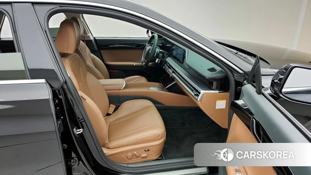 Hyundai Grandeur Hybrid (GN7) 2024 Черный из Кореи, фото 2