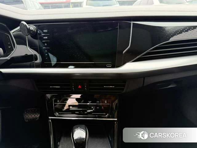 Volkswagen Passat 2024 Черный из Китая, фото 2