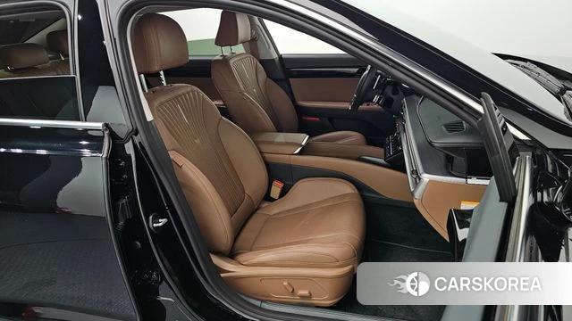 Hyundai Grandeur Hybrid (GN7) 2024 Черный из Кореи, фото 2