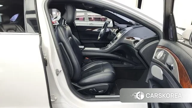 Lincoln New MKZ 2019 Белый из Кореи, фото 2