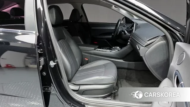 Hyundai Sonata (DN8) 2021 Черный из Кореи, фото 2