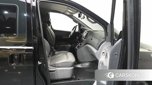 Hyundai The New Grand Starex 2020 Черный из Кореи, фото 2
