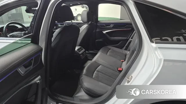 Audi A6 (C8) 2021 Белый из Кореи, фото 2