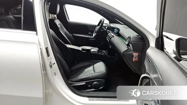 Mercedes-Benz A-Class W177 2022 Белый из Кореи, фото 2