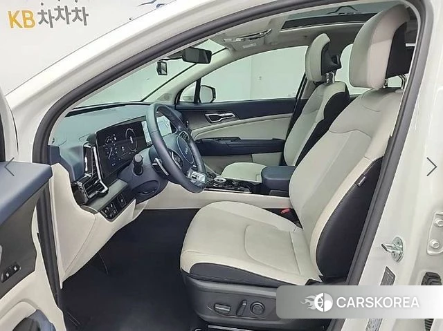 Kia Sportage 5th Generation Hybrid 2022 Белый из Кореи, фото 2