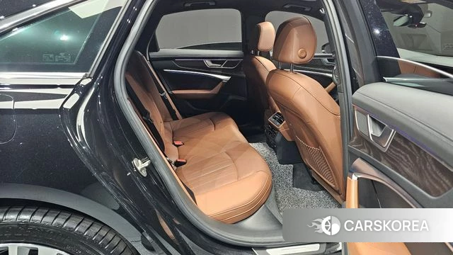Audi A6 (C8) 2022 Черный из Кореи, фото 2