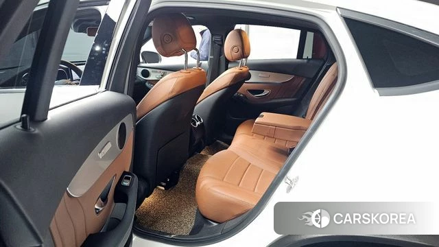 Mercedes-Benz GLC-Class X253 2021 Белый из Кореи, фото 2