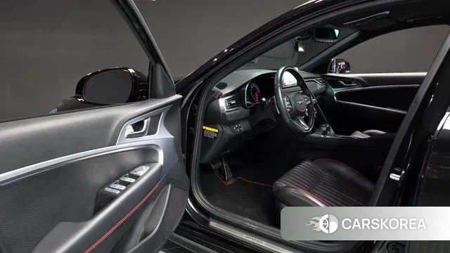 Genesis G70 2018 Черный из Кореи, фото 2