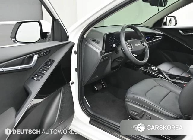 Kia Di Ol Nu Niro 2024 Белый из Кореи, фото 2