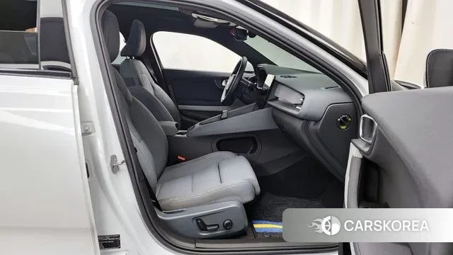 Polestar Polestar 2 2022 Белый из Кореи, фото 2