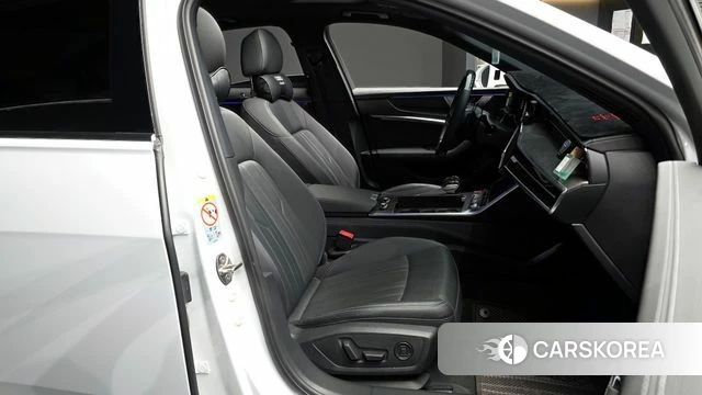 Audi A6 (C8) 2021 Белый из Кореи, фото 2