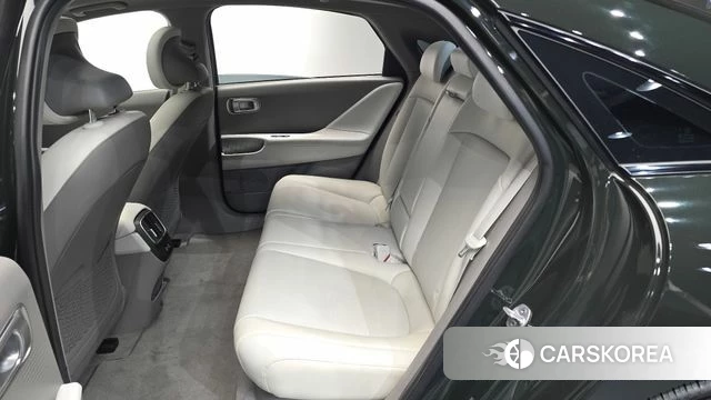 Hyundai Ionic 6 2022 Темно-зеленый из Кореи, фото 2