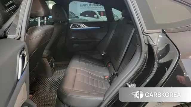 BMW i4 2023 Черный из Кореи, фото 2