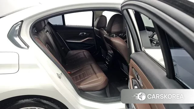 BMW 3 Series (G20) 2021 Белый из Кореи, фото 2