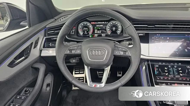 Audi Q8 (4M) 2023 Черный из Кореи, фото 2