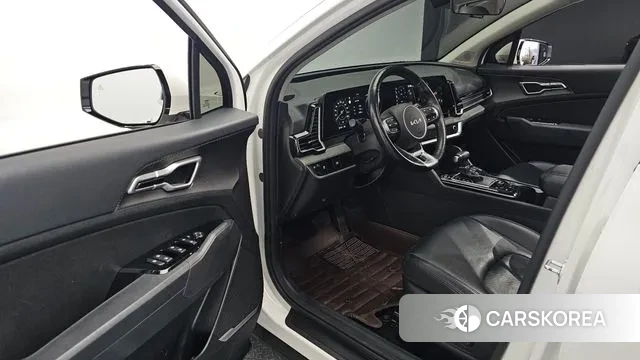 Kia Sportage 5th Generation 2022 Белый из Кореи, фото 2