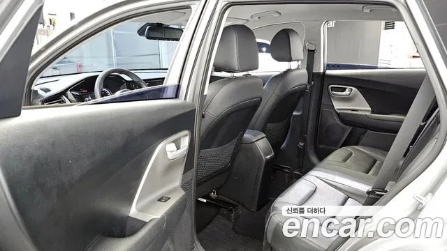 Kia The New Niro 2021 Серый из Кореи, фото 2