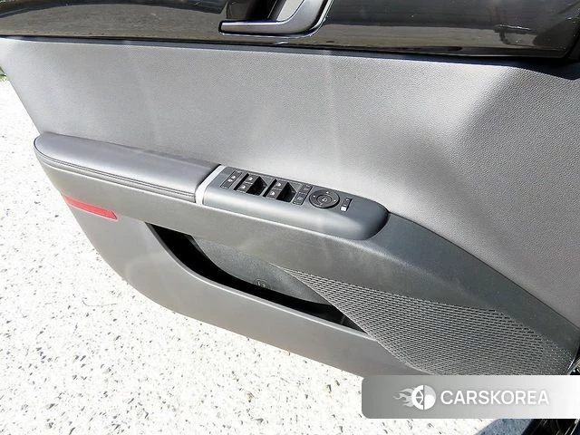 Hyundai Grandeur (GN7) 2023 Серый из Кореи, фото 2