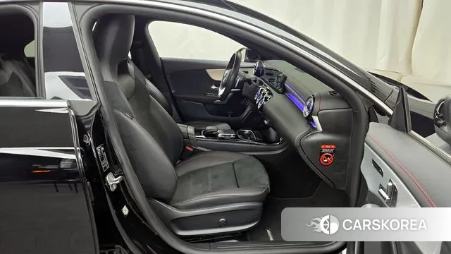 Mercedes-Benz CLA-Class C118 2023 Черный из Кореи, фото 2