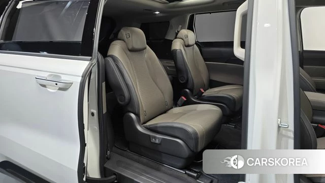Kia The New Carnival 4th Generation 2024 Белый из Кореи, фото 2