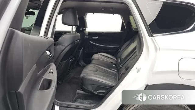 Hyundai The New Santa Fe 2023 Белый из Кореи, фото 2