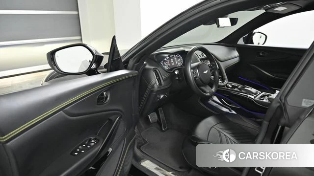 Aston Martin DBX 2023 Цвет тростника из Кореи, фото 2