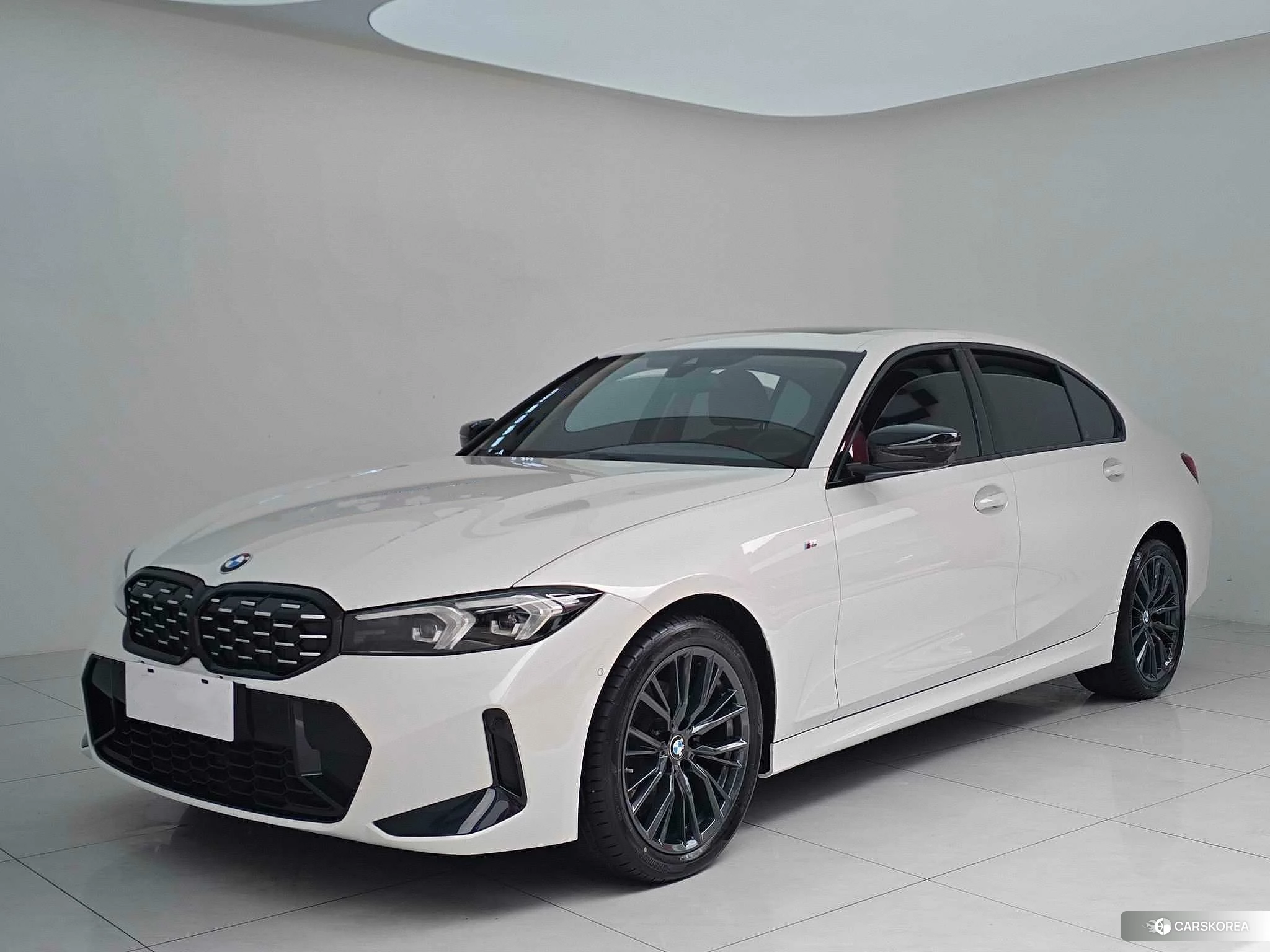 BMW 3 series 2022 Белый из Китая, фото 2