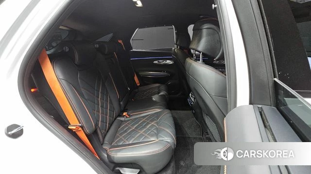 Genesis GV70 2024 Белый из Кореи, фото 2