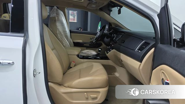 Kia The New Carnival 2019 Белый из Кореи, фото 2