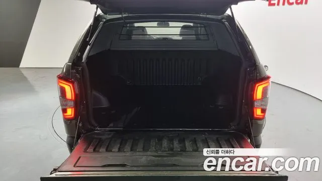 Ssangyong The New Rexton Sport 2021 Темно-зеленый из Кореи, фото 2