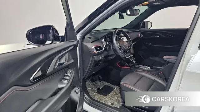 Chevrolet (GM Daewoo) Trailblazer 2022 Белый двухцветный из Кореи, фото 2