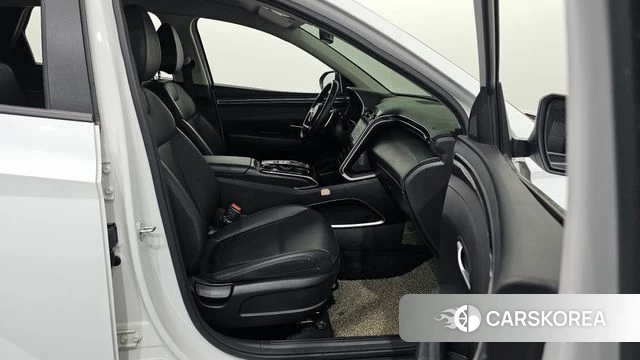 Hyundai Tucson (NX4) 2023 Белый из Кореи, фото 2